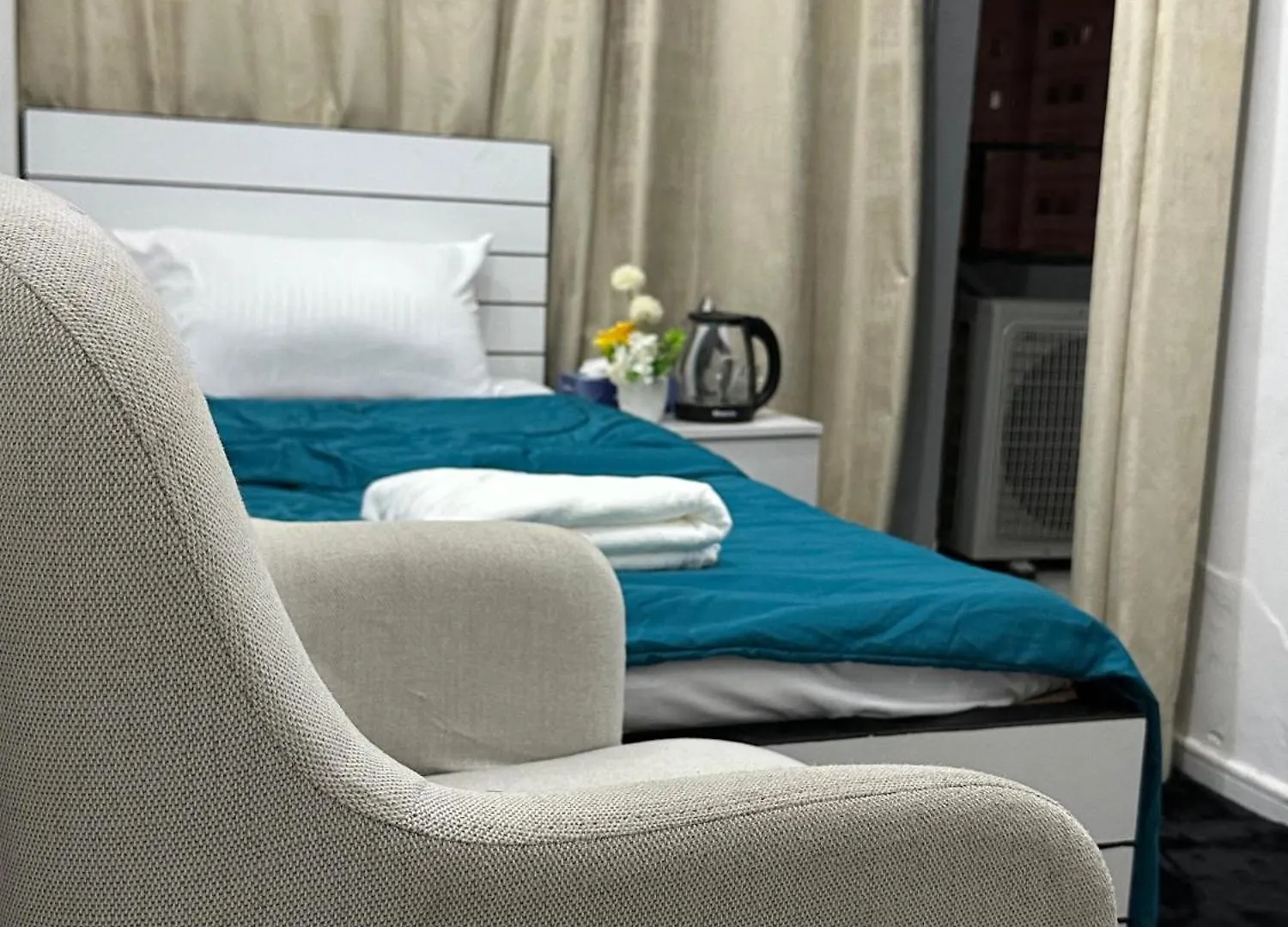 Phenomenal Room \